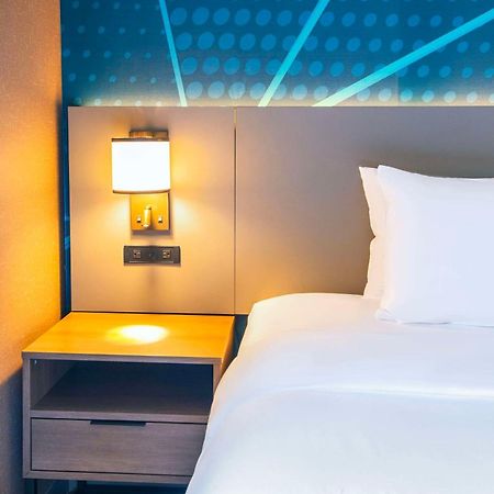 Comfort Suites London Exteriör bild